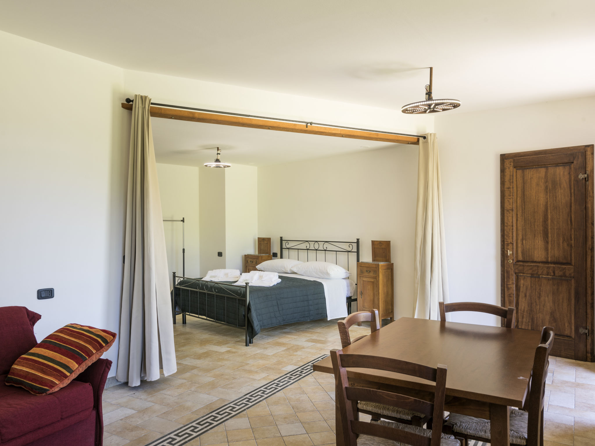 Villa La Grotta - Binnen