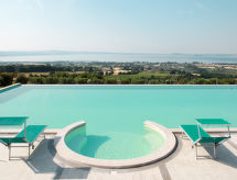 Vakantieappartement Pomele aan het Meer van Bolsena met zwembad en tennisbaan - thumbnail 2