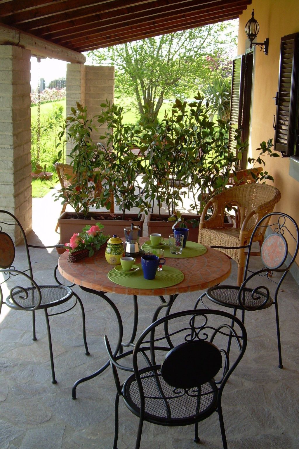 Mit Privatparkplatz-Binnen