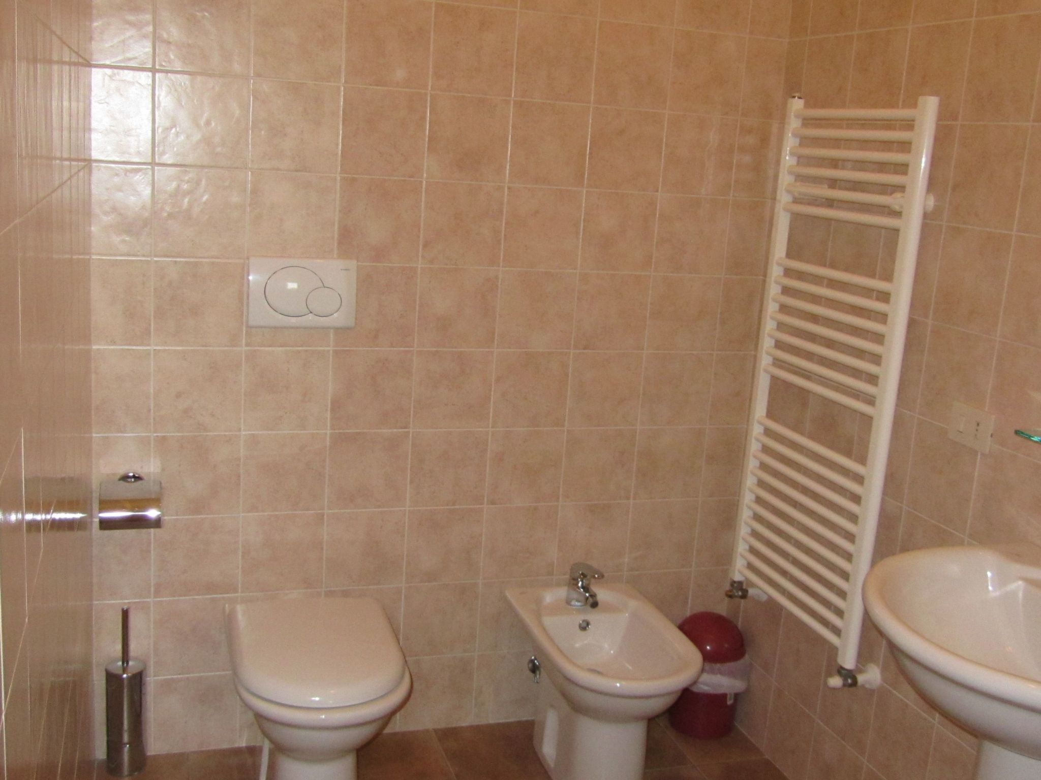 Mit Privatparkplatz-Binnen