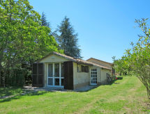 Vakantiehuis op 300 m van het strand bij Lago di Bolsena - thumbnail 1