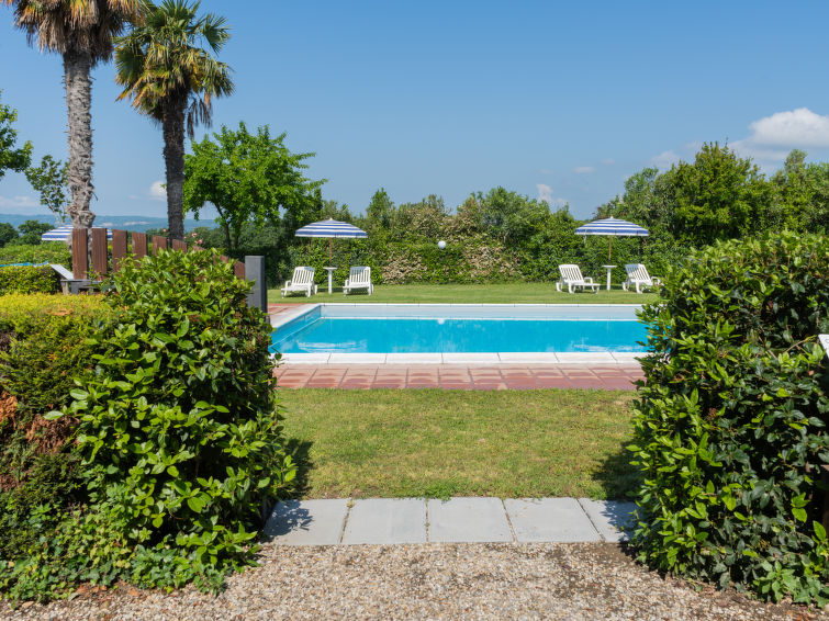 Search and Stay destination Provincia di Viterbo, Lazio - Italy from AU$ 209. Dolce Vita (BOL322)
