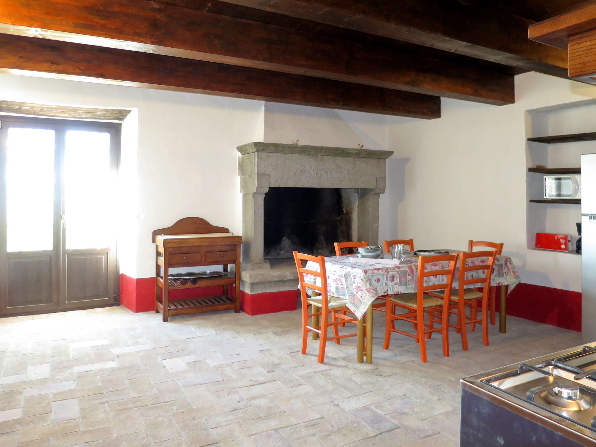 Kitchen / Dining Room