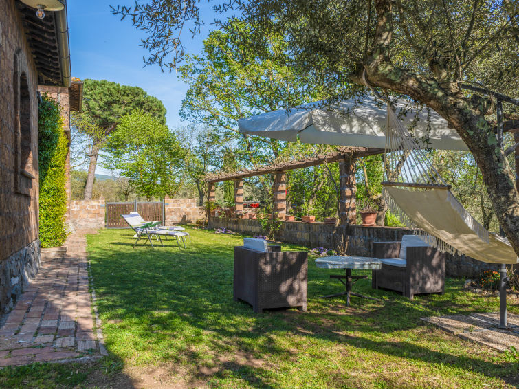 Search and Stay destination Provincia di Viterbo, Lazio - Italy from AU$ 369. Casale Di Befania