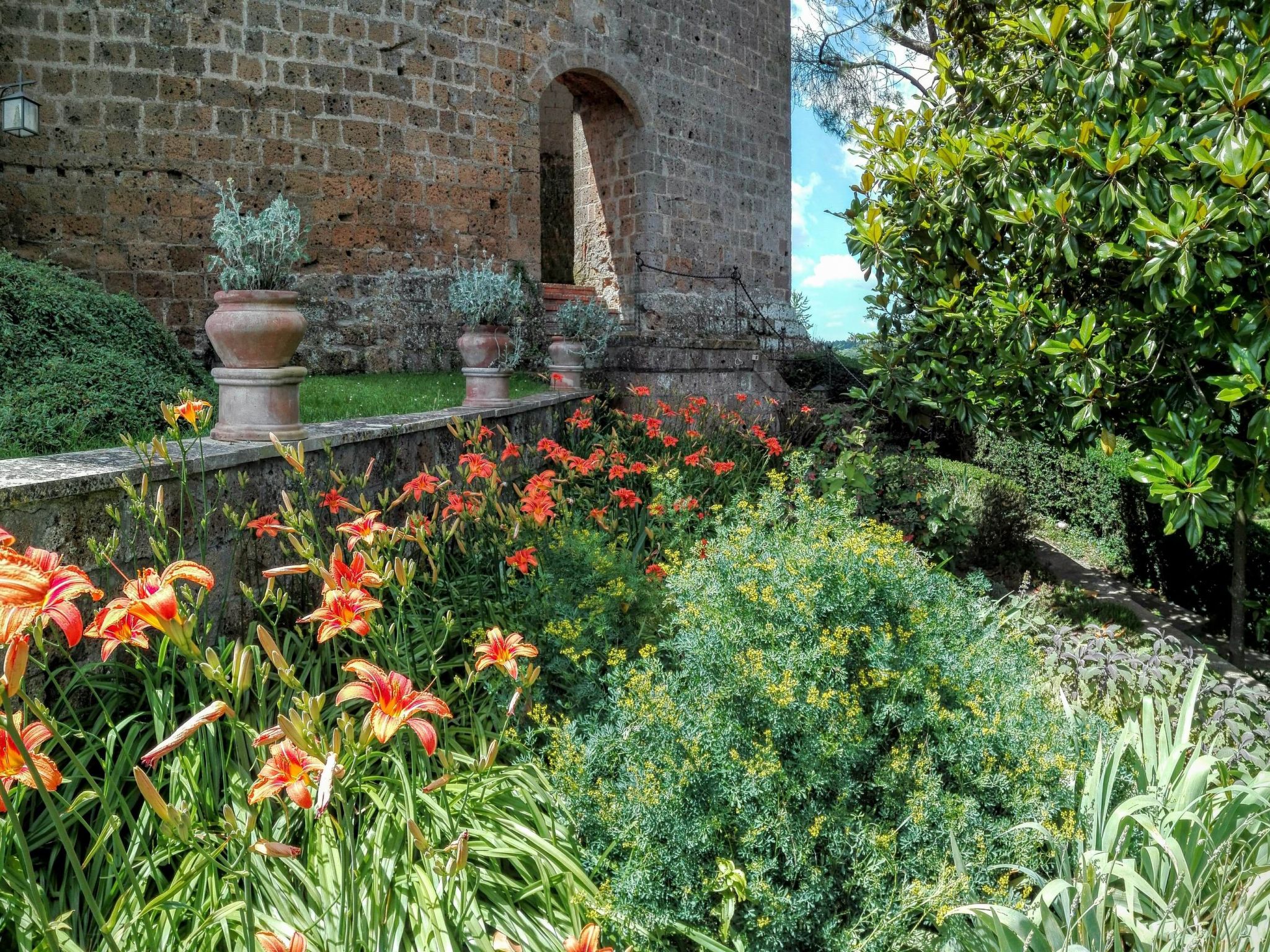 Schöne Unterkunft in einem Schloss, mit Schwimmbad — view 1 of 22