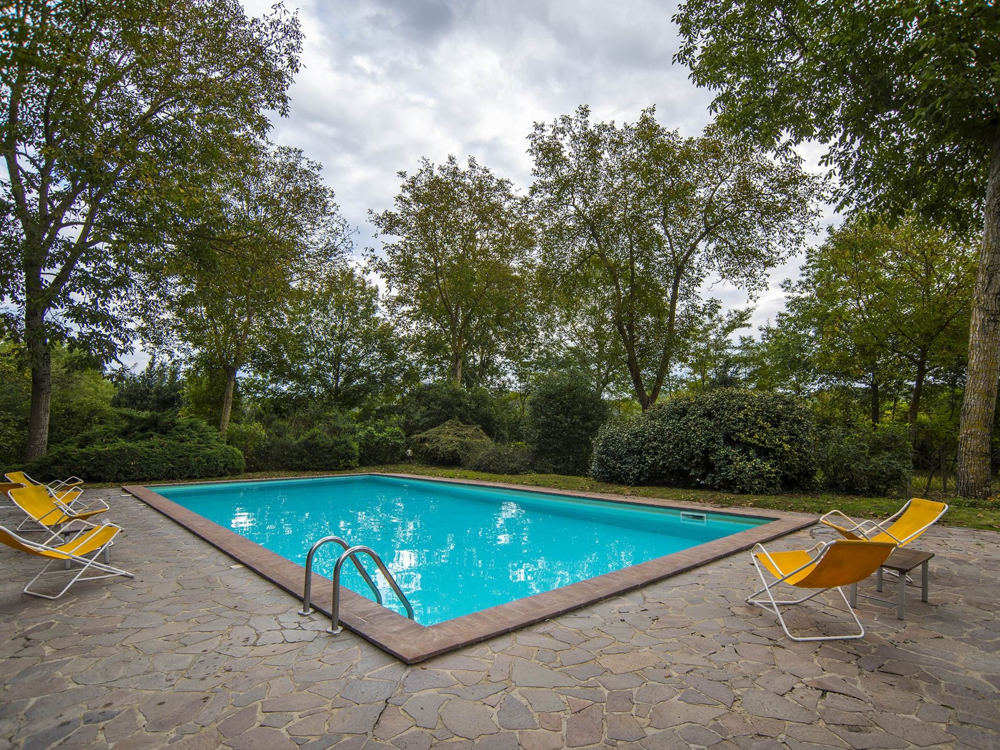 Magie im Schloss, Unterkunft mit Schwimmbad' — Pool Outdoor (4 of 22)