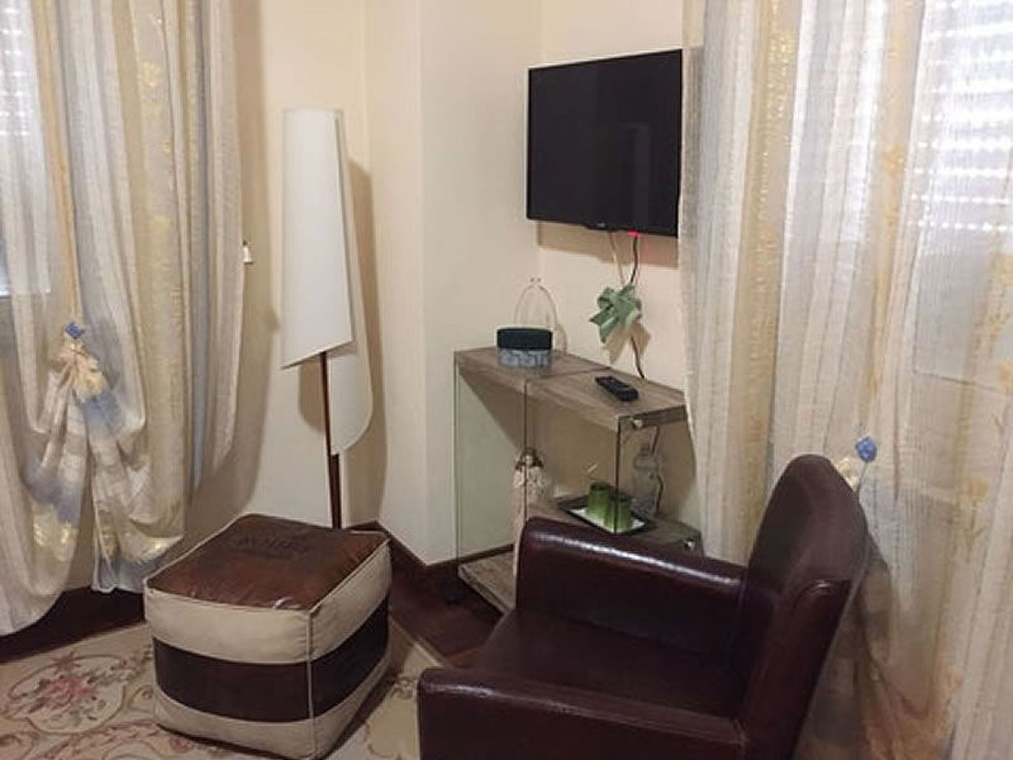 'Stella' mit Kamin-Drinnen