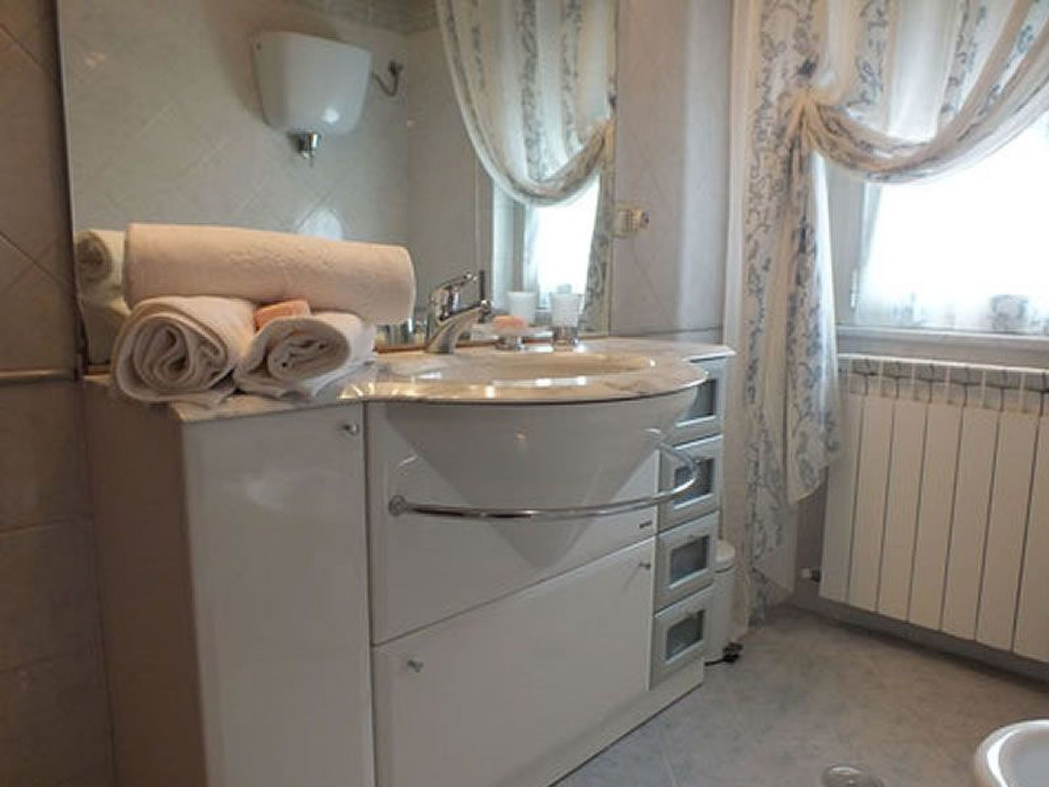 'Stella' mit Kamin-Drinnen