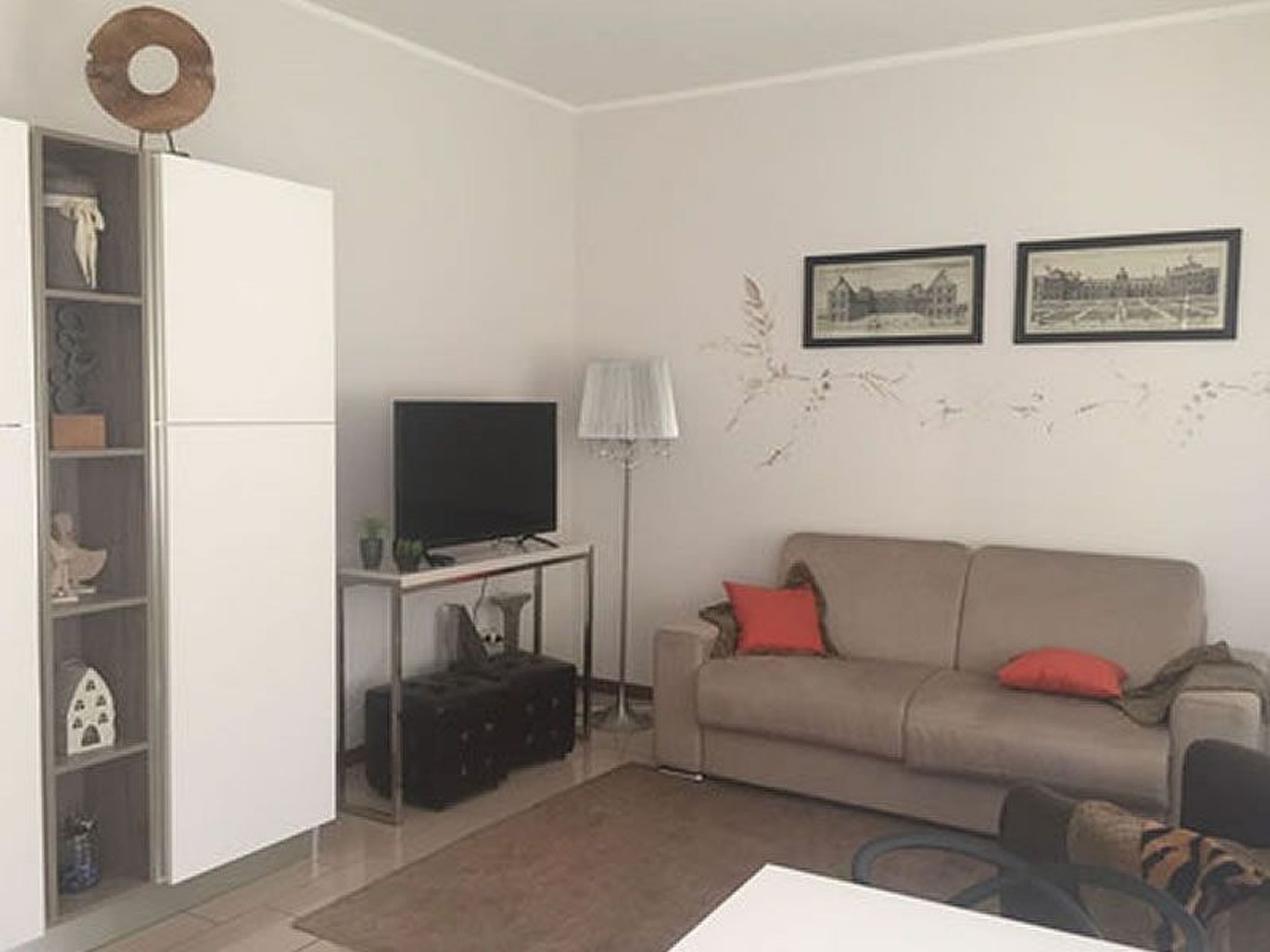 'Stella' mit Kamin-Drinnen