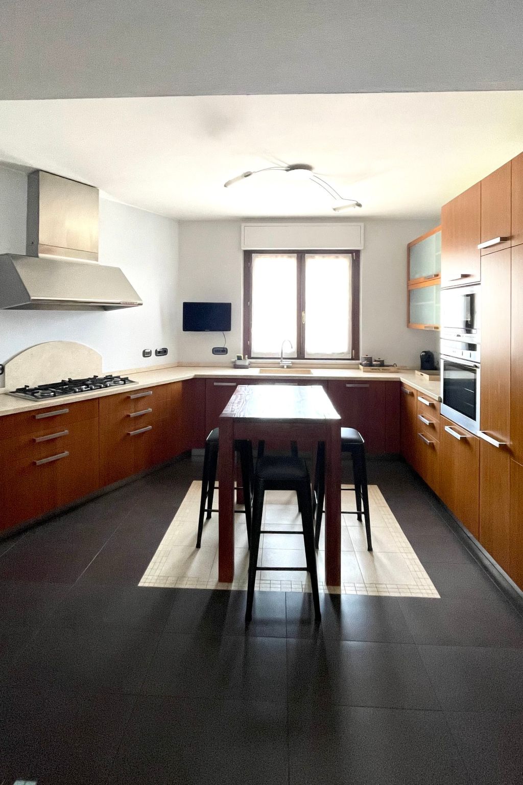 GROSSE LUXUSWOHNUNG-Image-tags.info