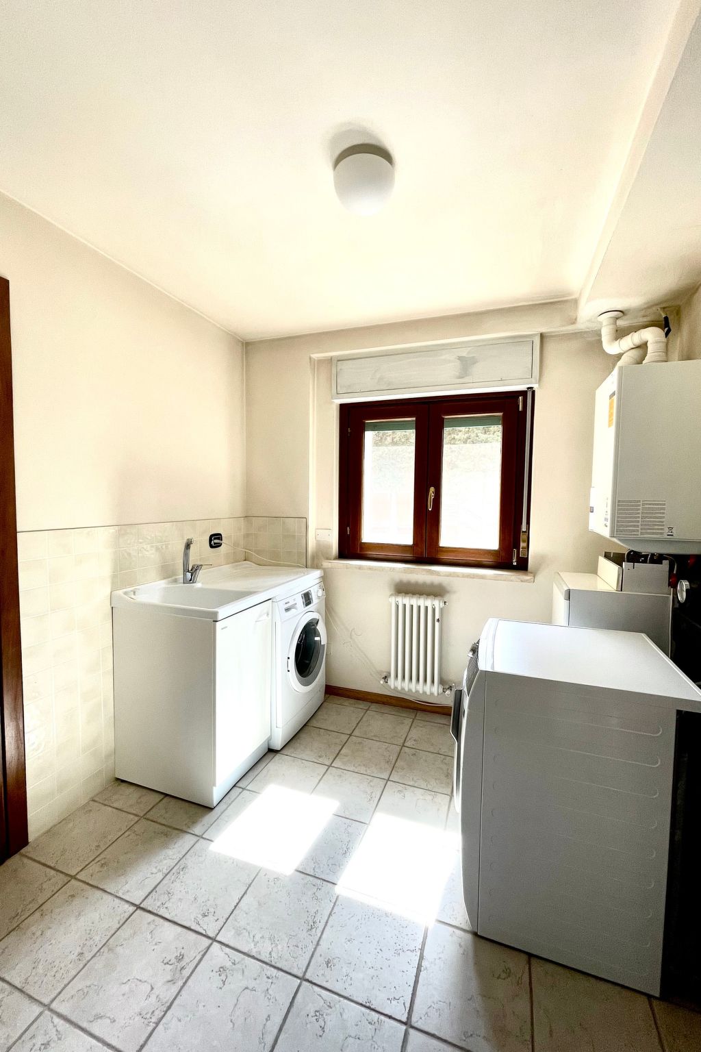 GROSSE LUXUSWOHNUNG-Inside