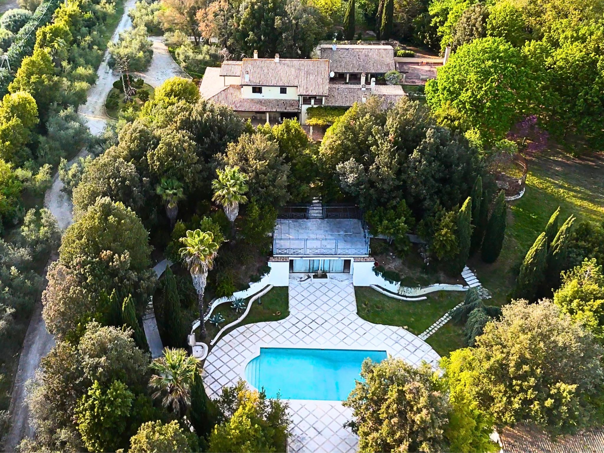 Luxury Villas near Rome