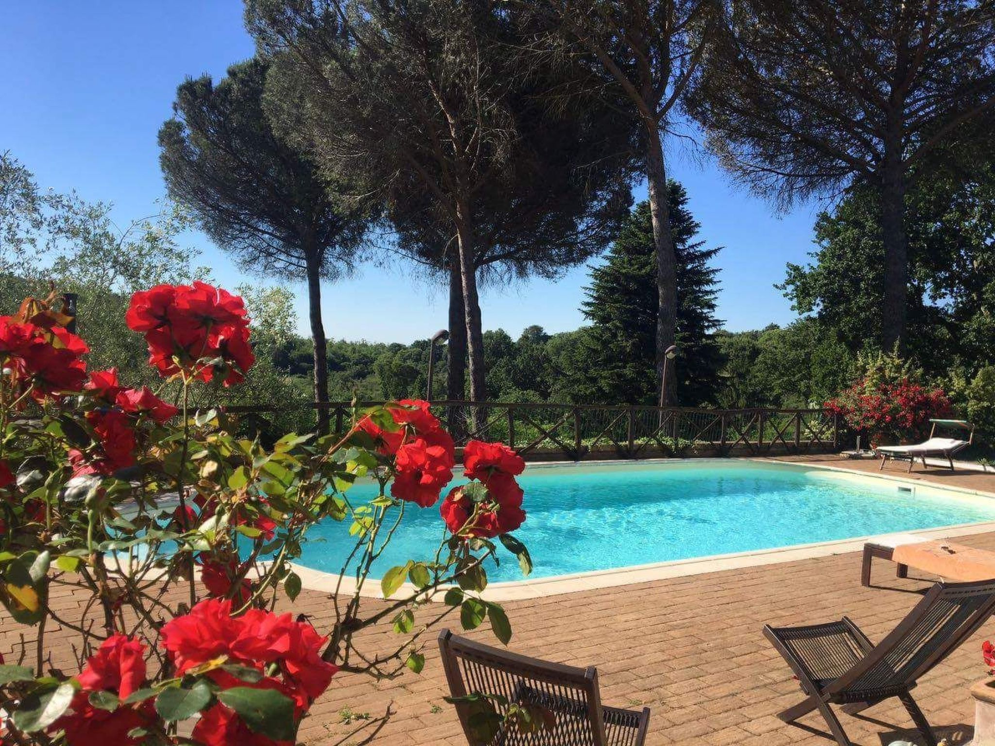 Vakantiehuis met privé zwembad in Manziana/Canale Monterano (Italië) voor 17 personen