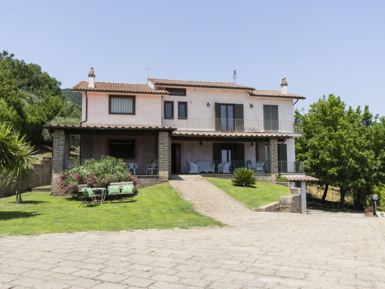 Search and Stay destination Trevignano Romano, Lazio - Italy from AU$ 1,037. Villa Bougainvillea