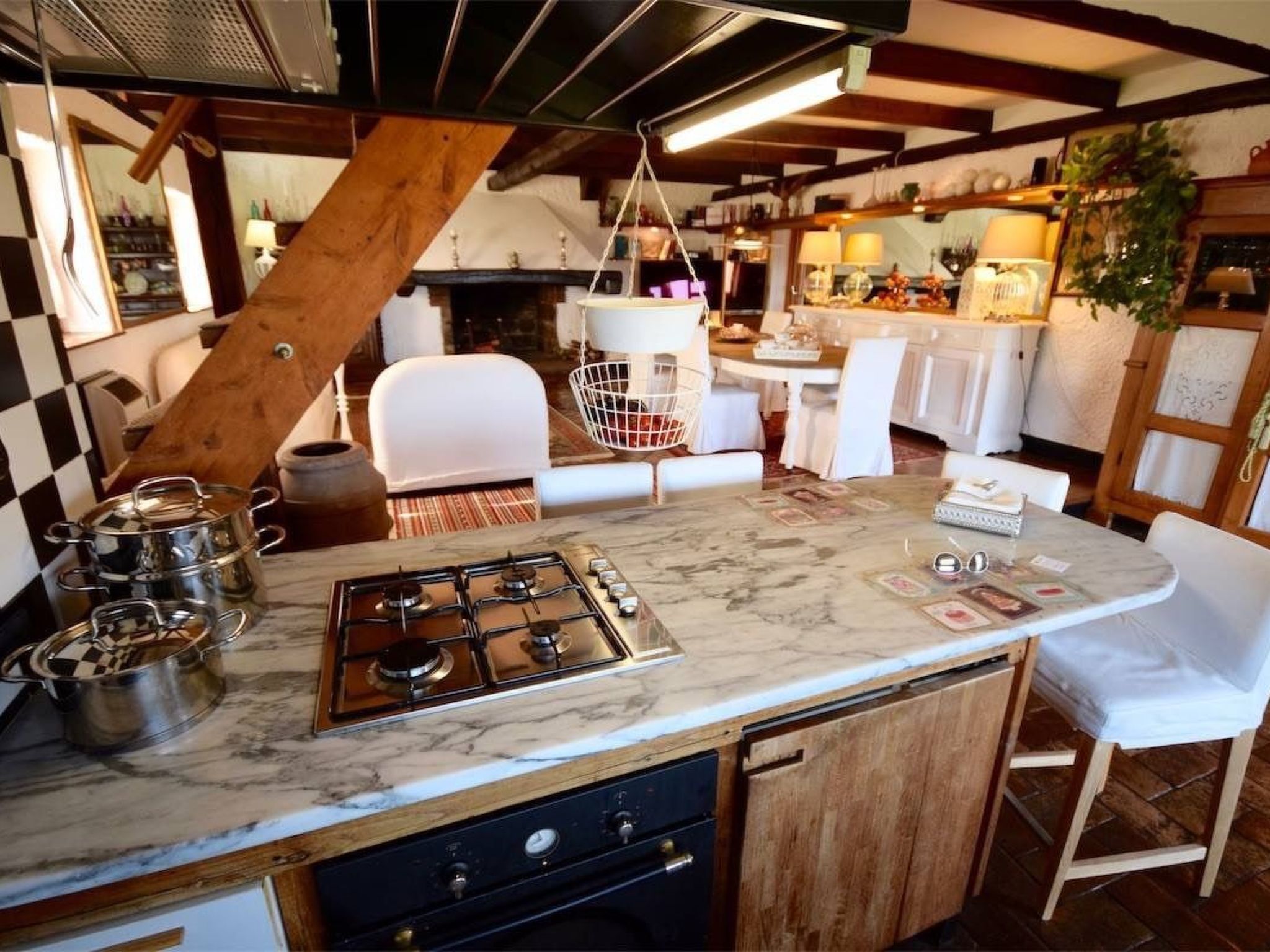 Ferienvilla mit Garten, Grill und Terrasse-Image-tags.info