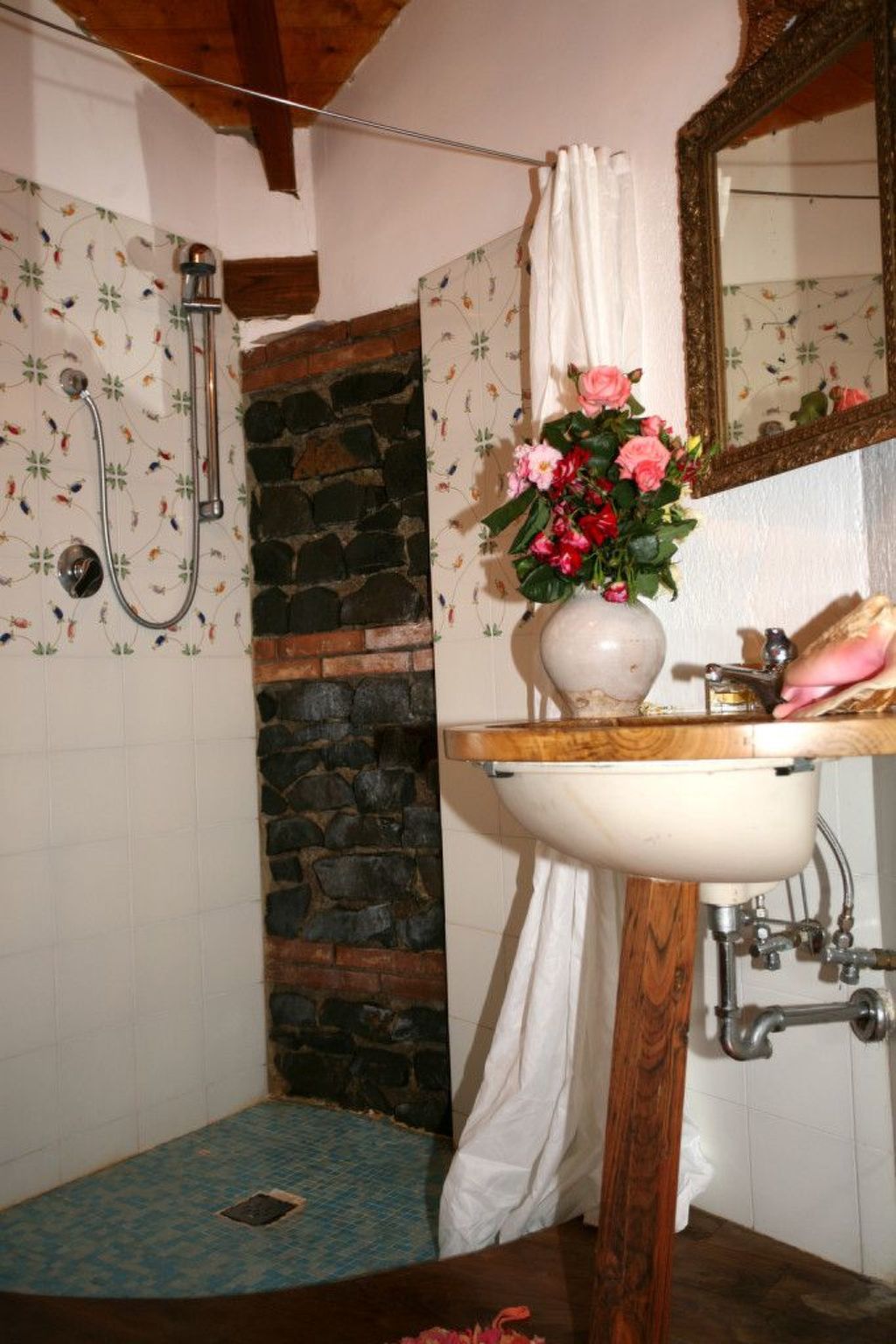 Ferienvilla mit Garten, Grill und Terrasse-Drinnen