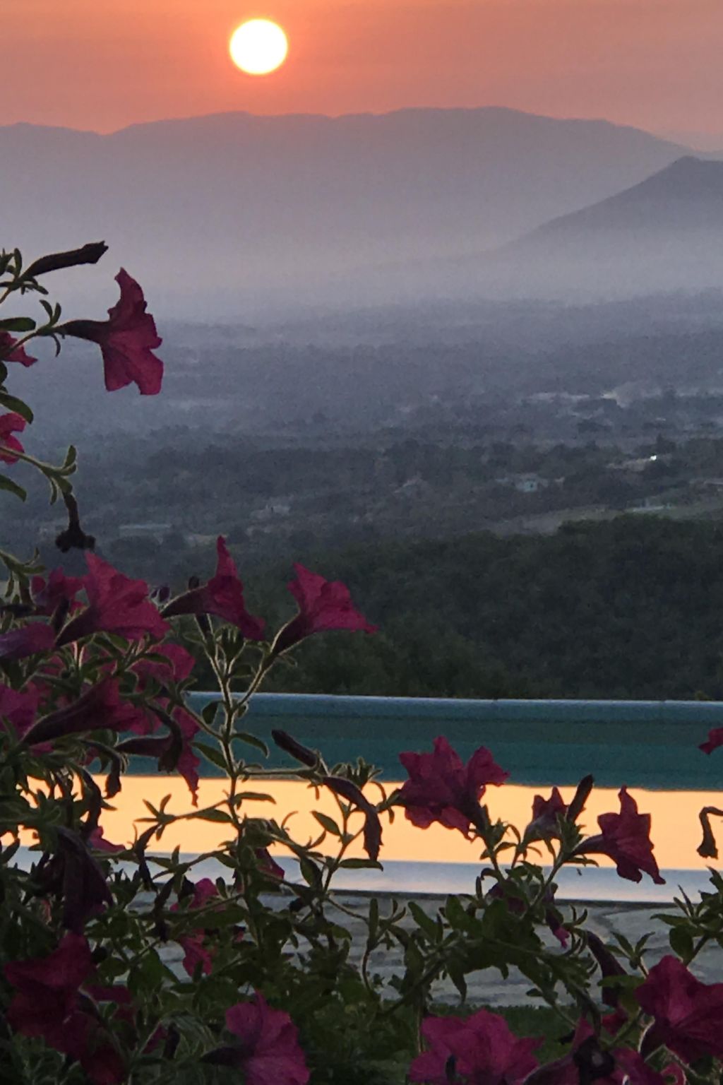 Ferienvilla mit Garten, Grill und Terrasse-Image-tags.info