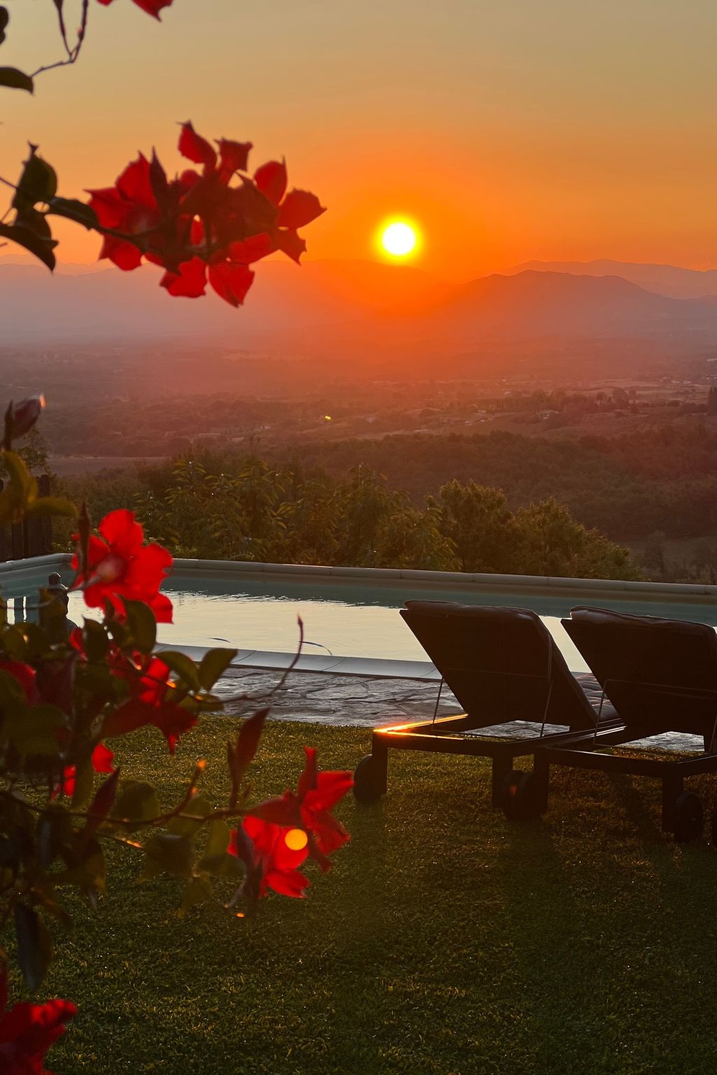 Ferienvilla mit Garten, Grill und Terrasse-Draußen