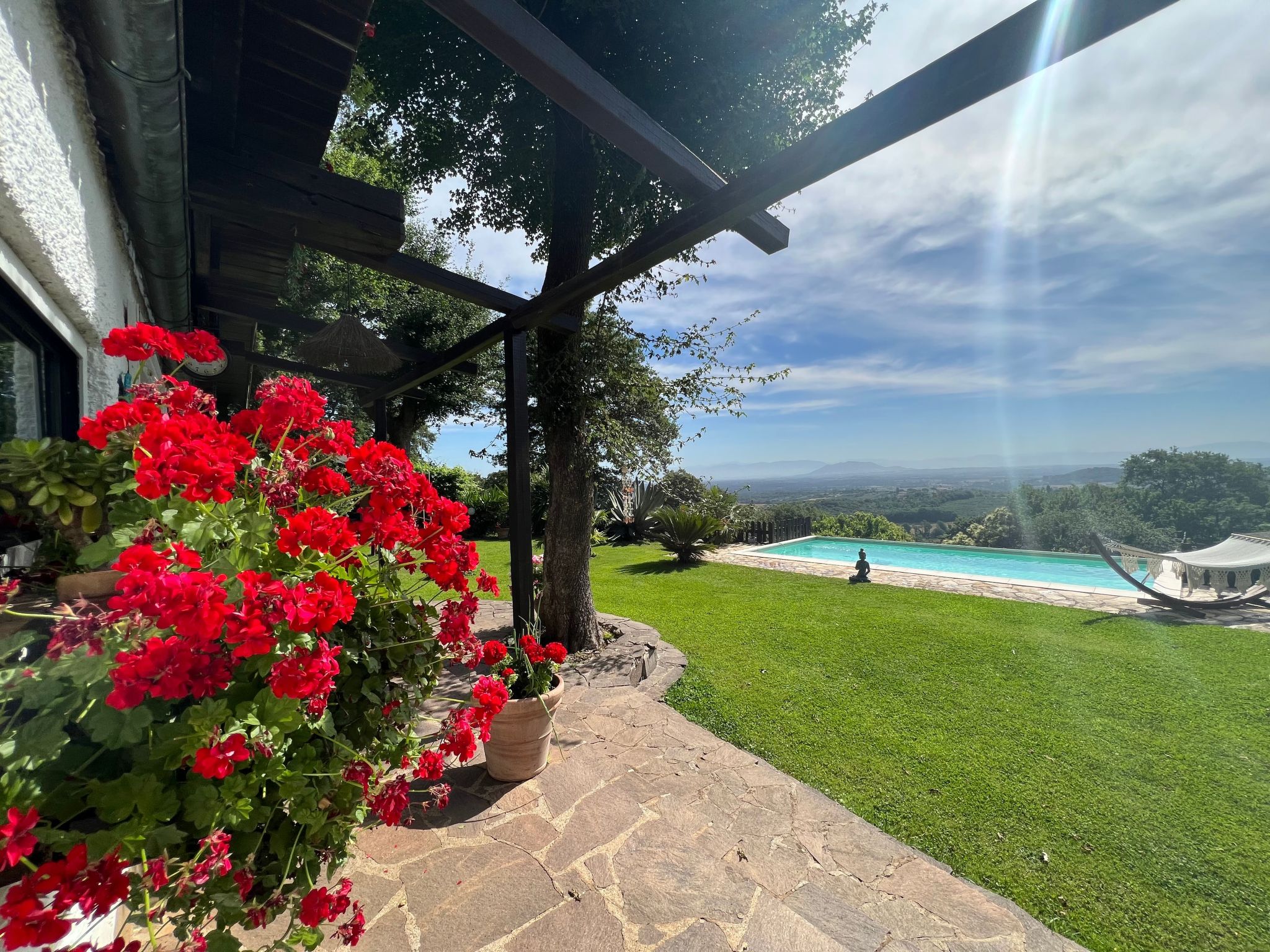 Ferienvilla mit Garten, Grill und Terrasse-Image-tags.info