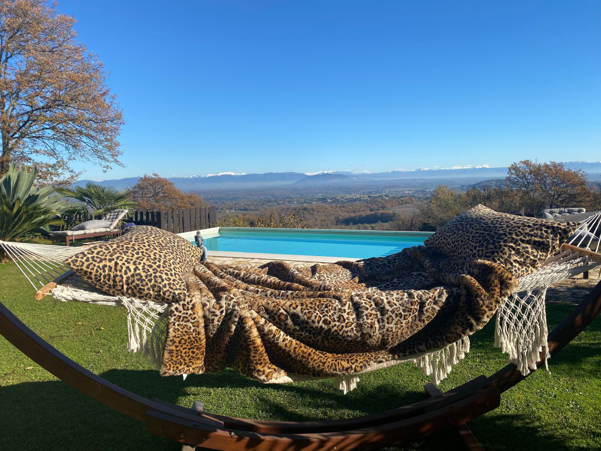 Ferienvilla mit Garten, Grill und Terrasse-Image-tags.info