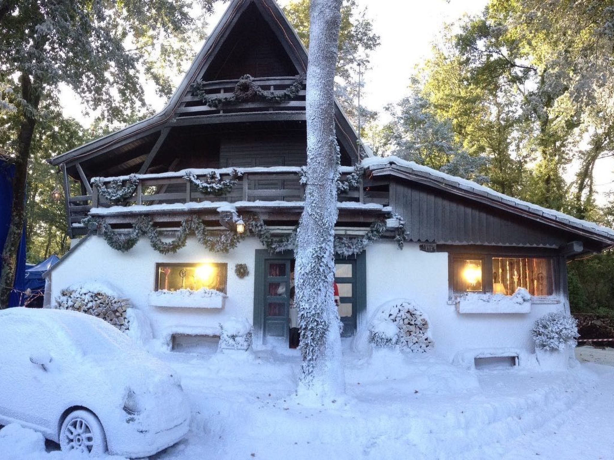 Ferienvilla mit Garten, Grill und Terrasse-Image-tags.info