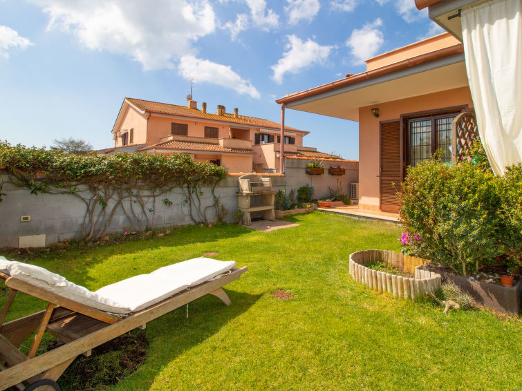 Search and Stay destination Marina di Ardea, Lazio - Italy from AU$ 252. Venere
