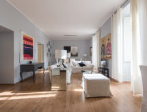 Kunstzinnig verblijf in Flaminio, Rome: 2 slaapkamers vlakbij MAXXI - thumbnail 1