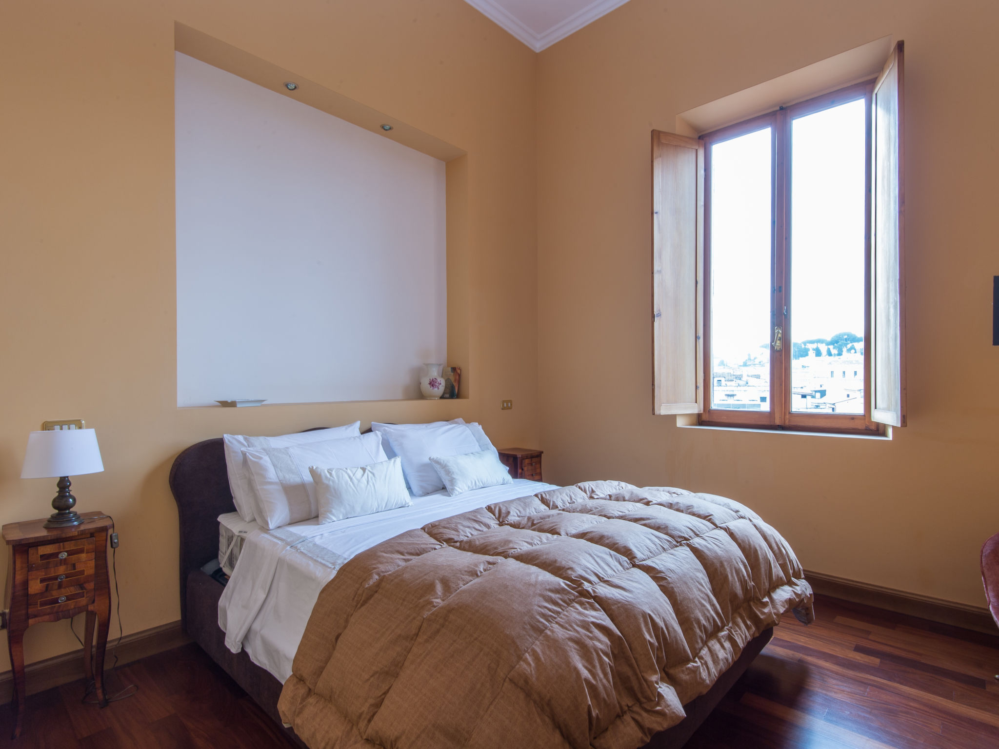 Luxe appartement voor 6 in hartje Rome, vlakbij Vaticaan - foto 3
