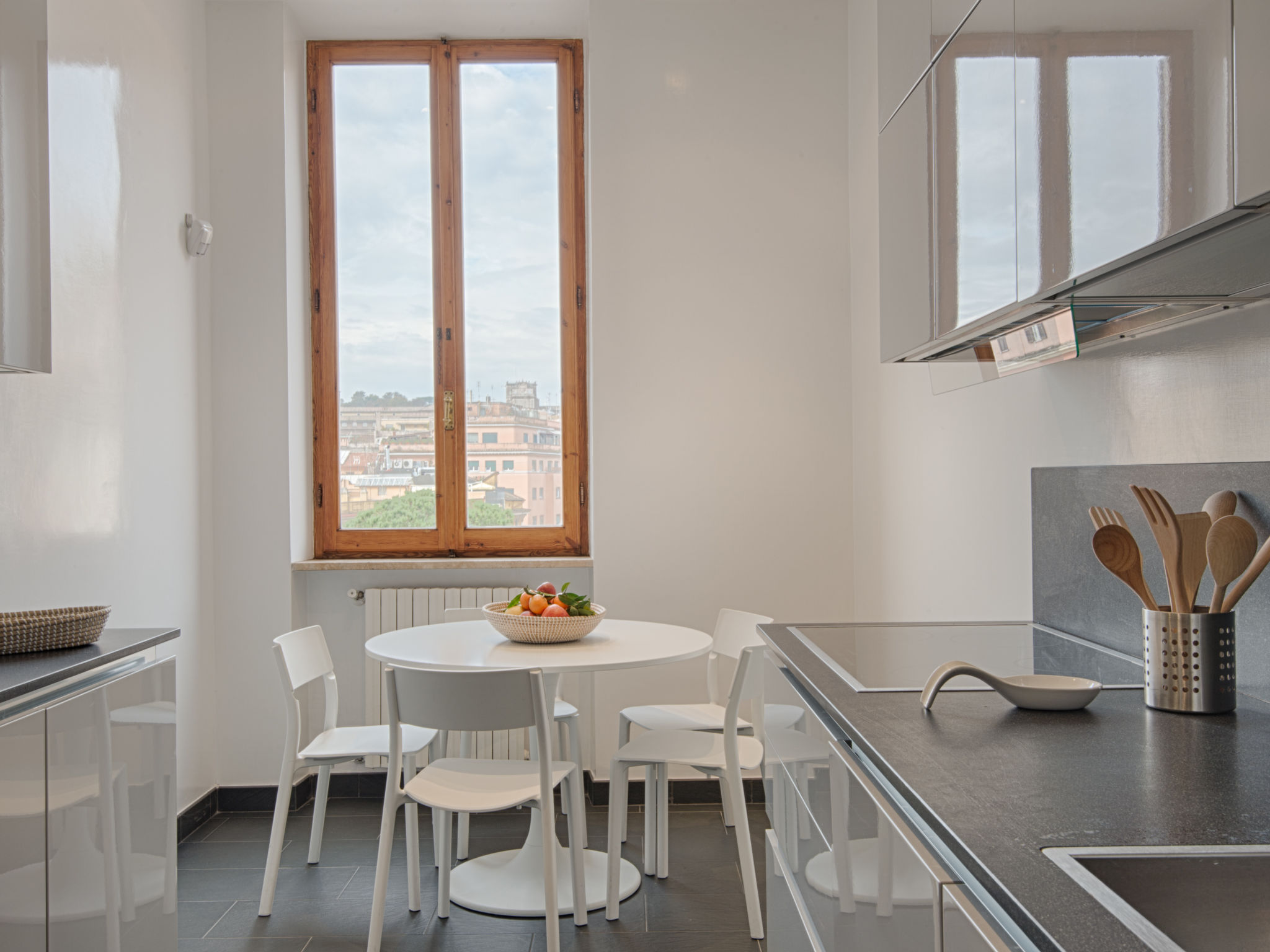 Luxe appartement voor 6 in hartje Rome, vlakbij Vaticaan - foto 2
