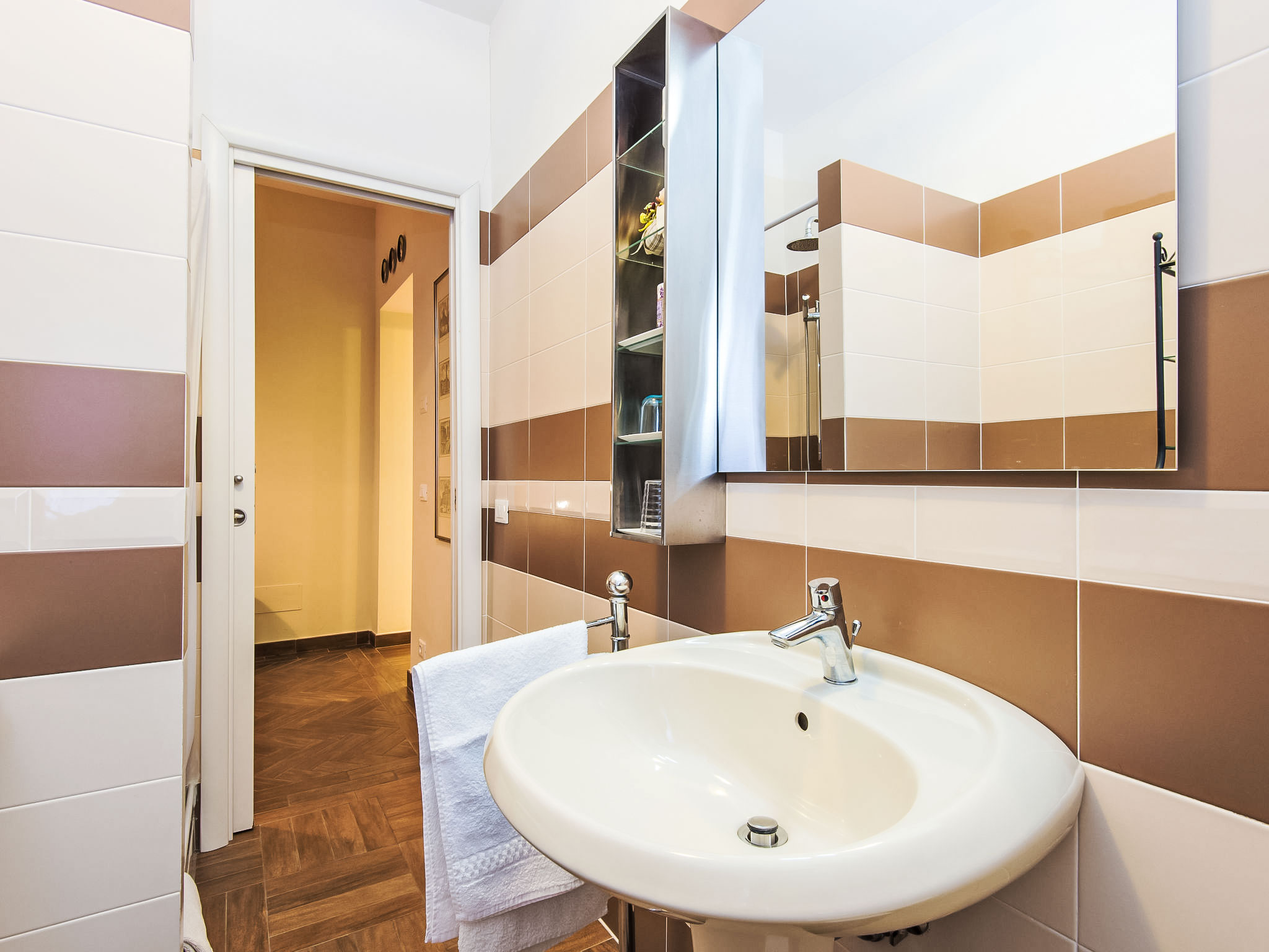 Stijlvol appartement in hartje Rome, vlakbij Vaticaanstad - foto 24