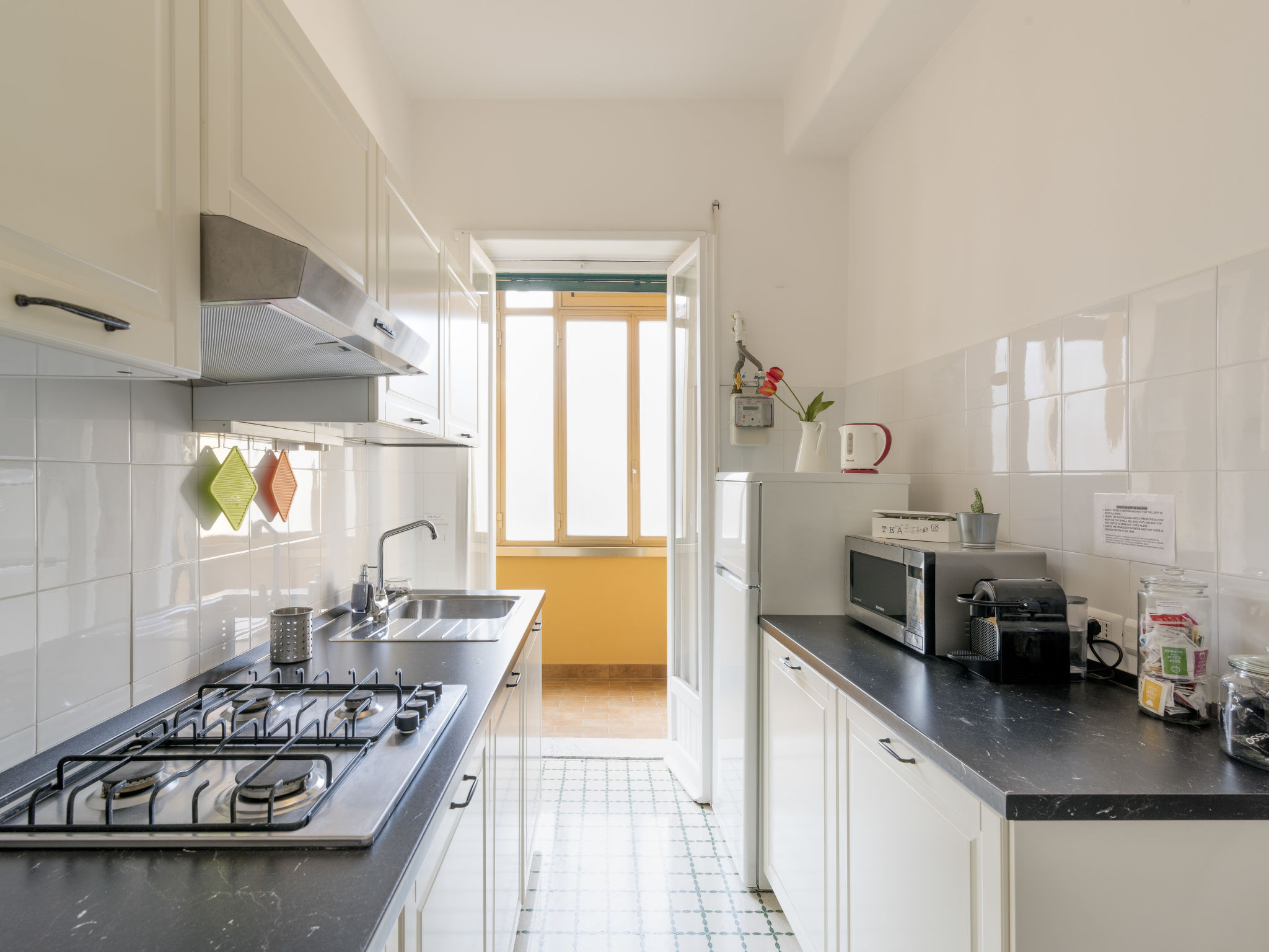 Appartamento Renato Roma Musei Vaticani — Kitchen / Dining Room (4 of 20)