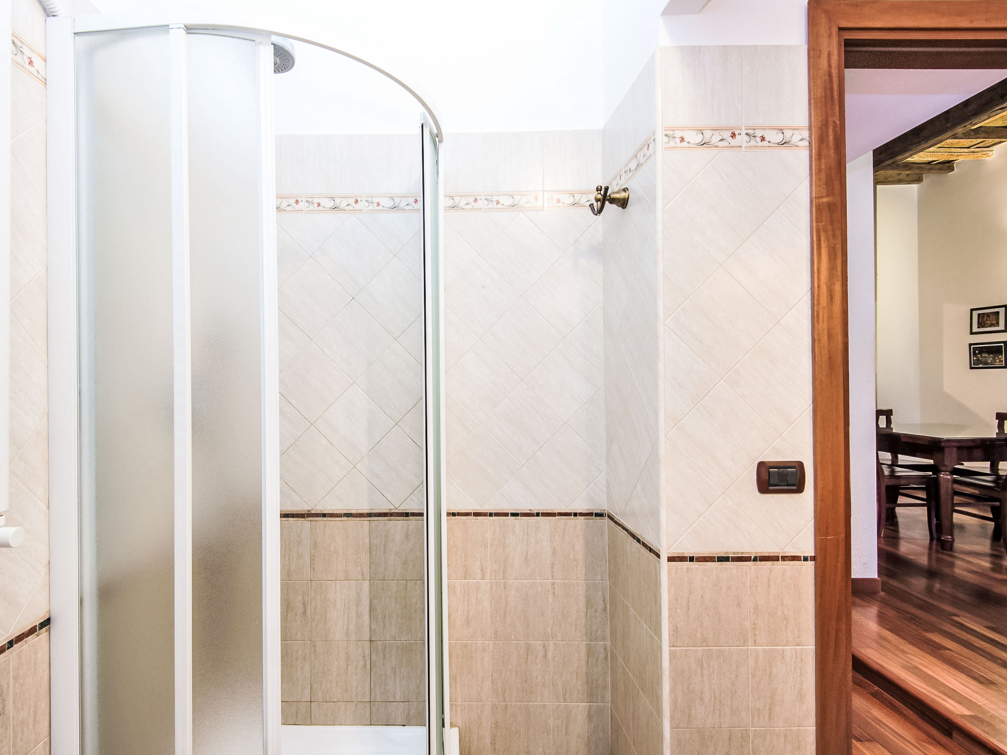 Appartement Domus Fori – Salle de bains, photo 16 sur 21