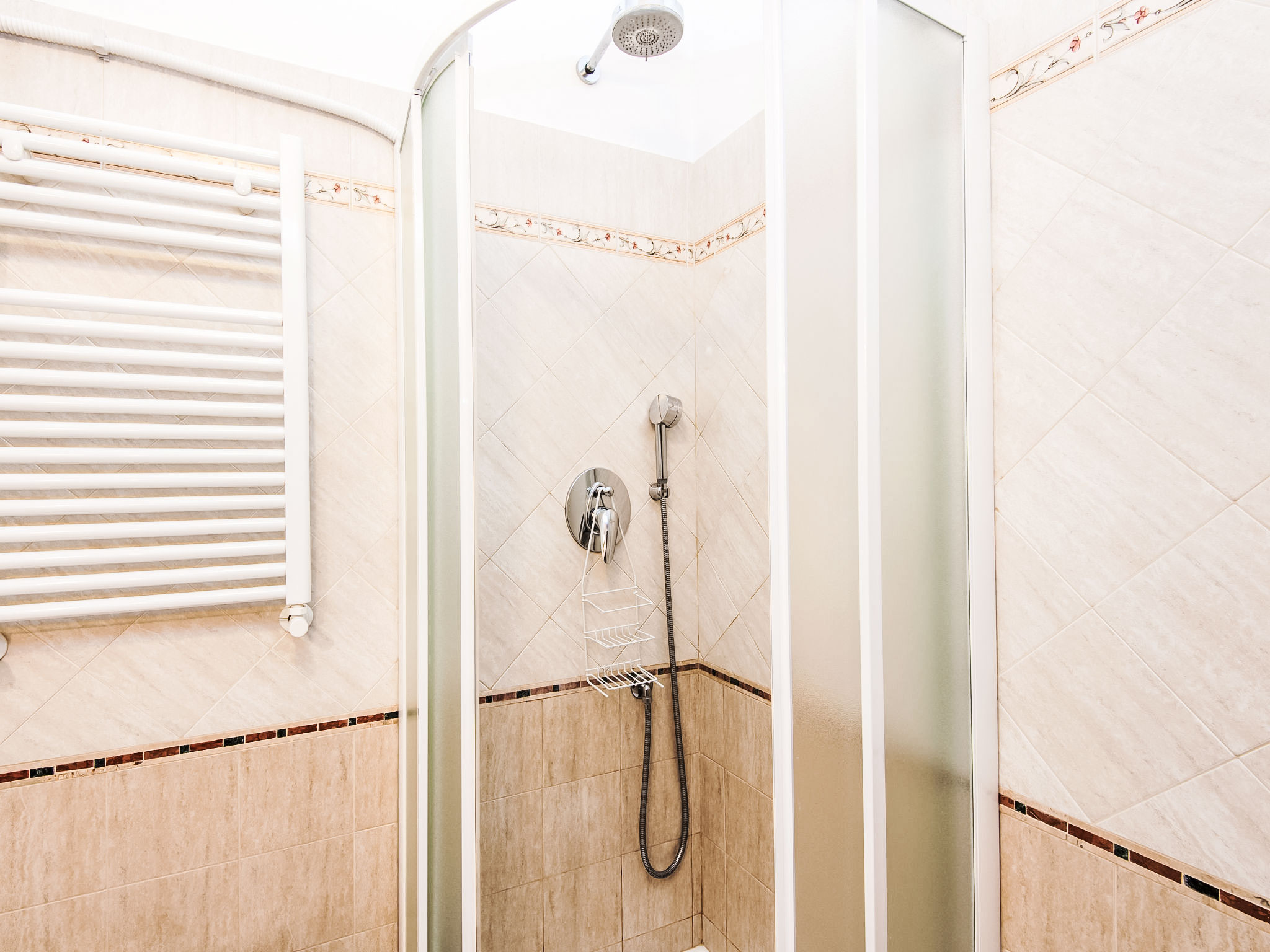 Appartement Domus Fori – Salle de bains, photo 17 sur 21
