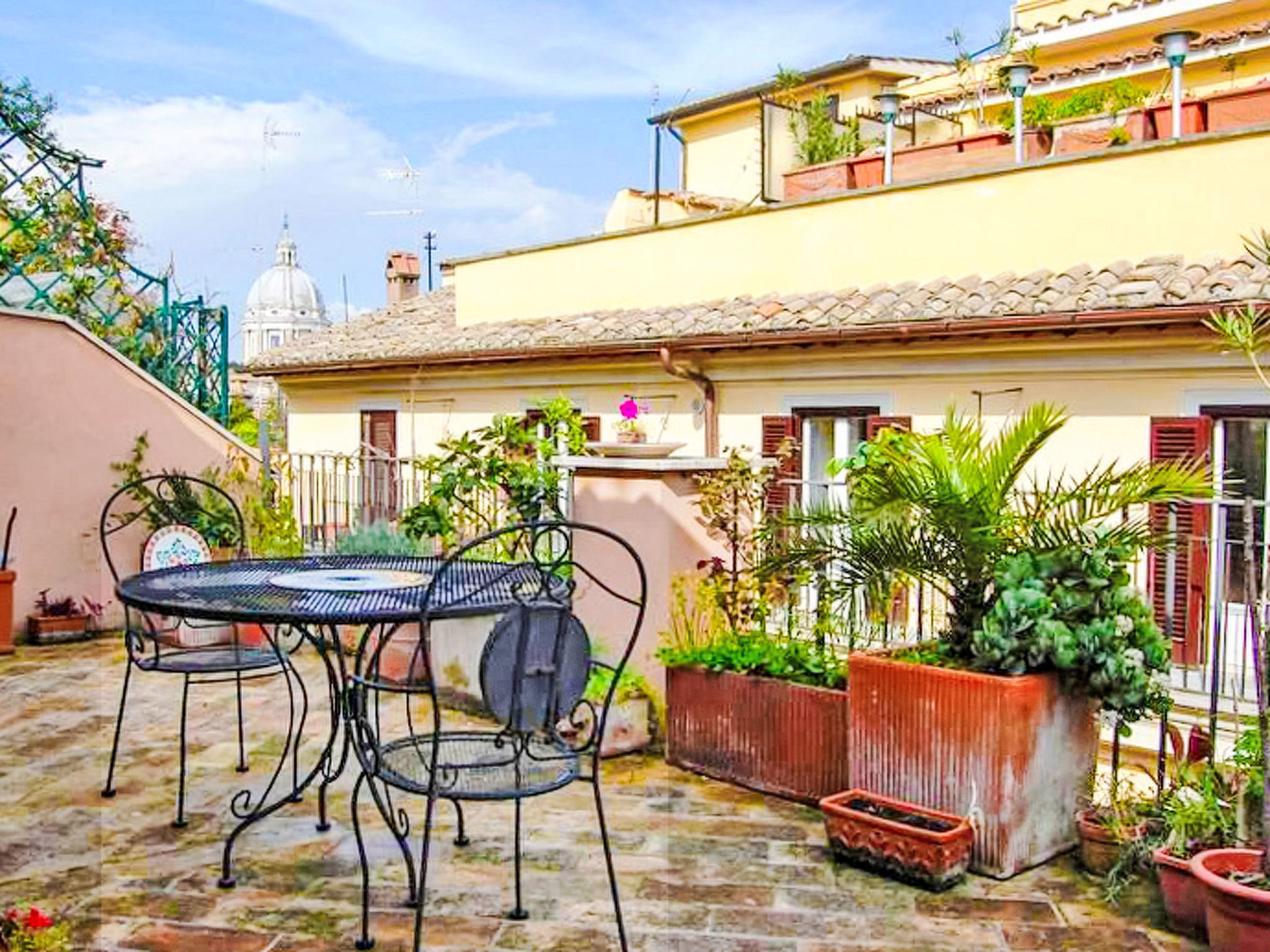 Charmant appartement met terras in het hart van Rome, vlakbij Piazza di Spagna - foto 17