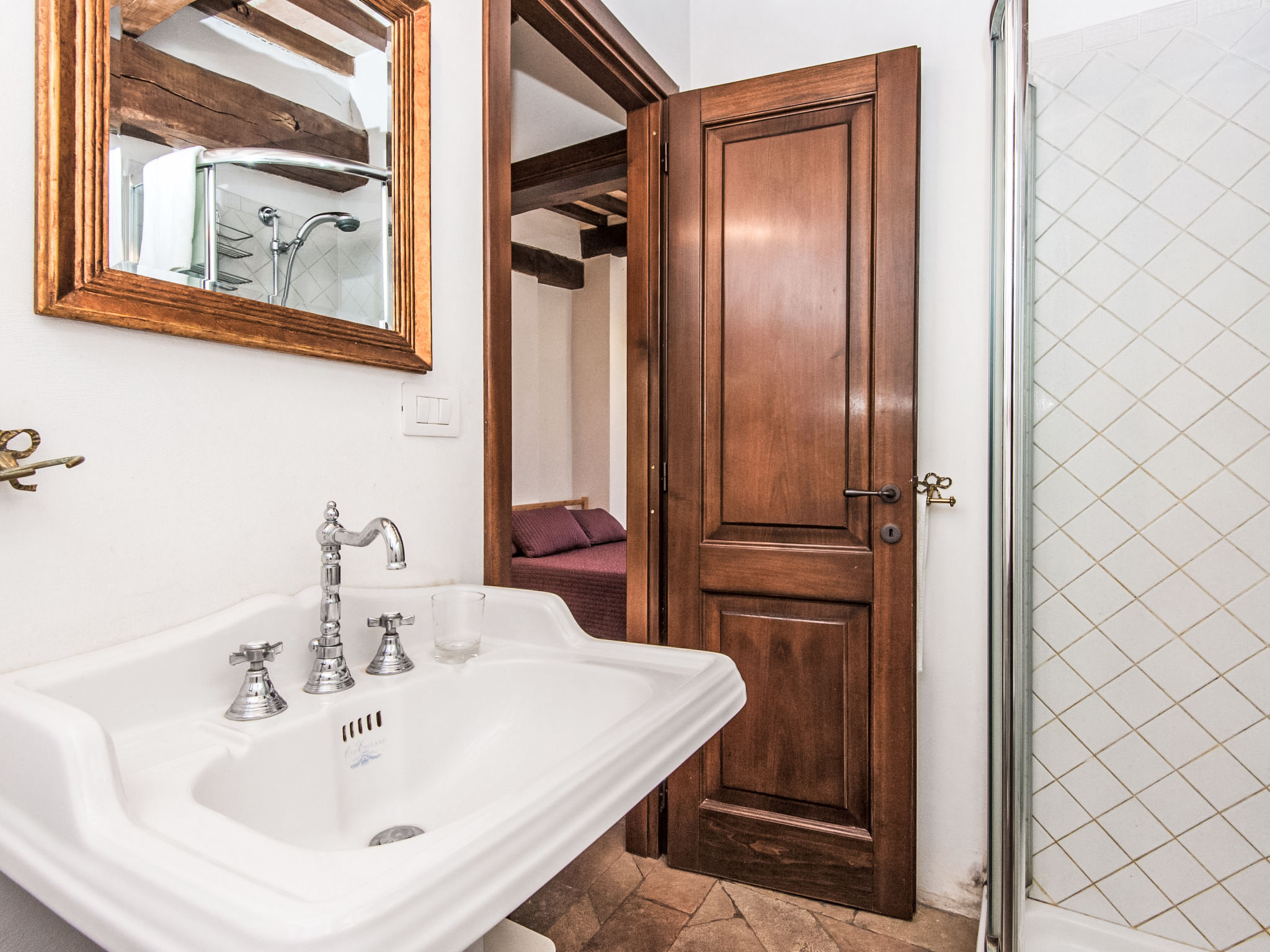 Charmant appartement met terras in het hart van Rome, vlakbij Piazza di Spagna - foto 12