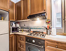 Authentiek appartement aan Piazza Navona in hartje Rome - thumbnail 4
