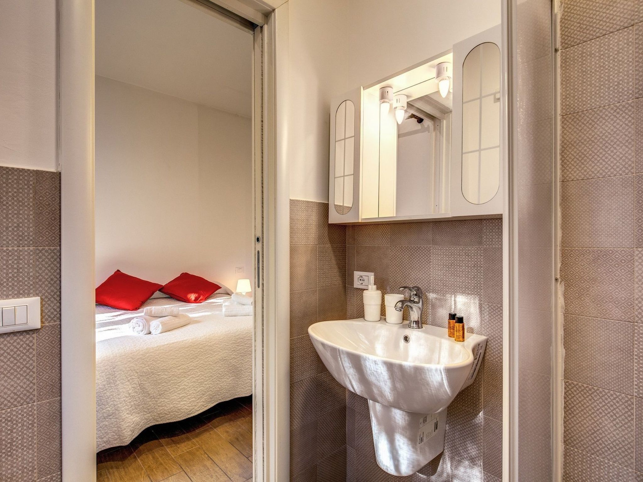 Wohnung Ardesia Terrasse in Rom-San Giovanni-Image-tags.info