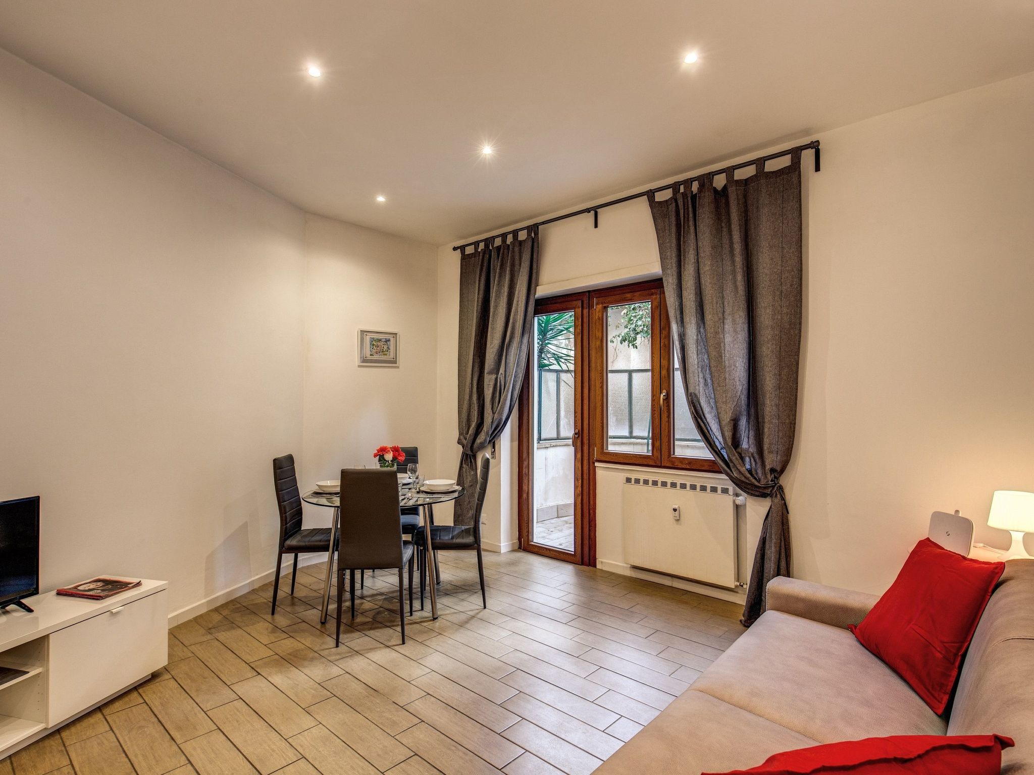 Wohnung Ardesia Terrasse in Rom-San Giovanni-Image-tags.info