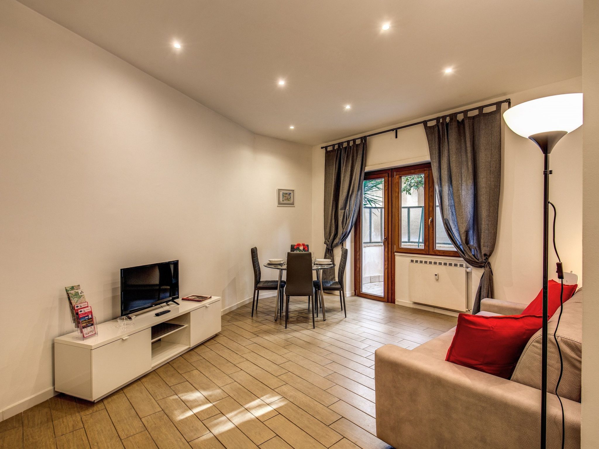 Wohnung Ardesia Terrasse in Rom-San Giovanni-Image-tags.info