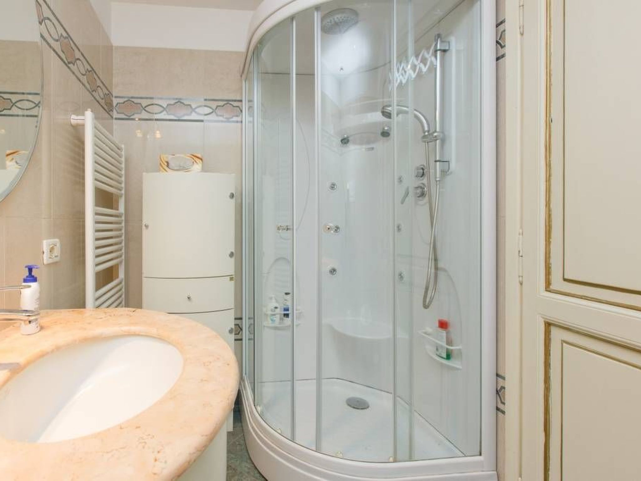 Appartement mit Dachterrasse-Binnen