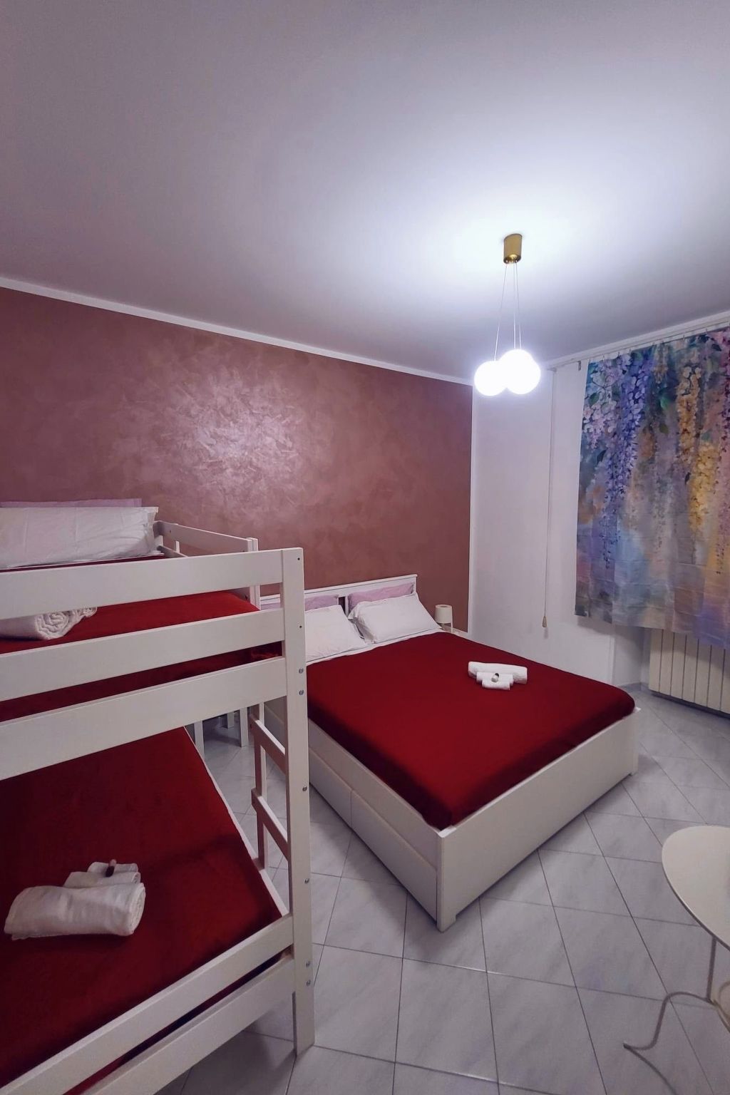 'Rhome Sweet Rhome-Binnen