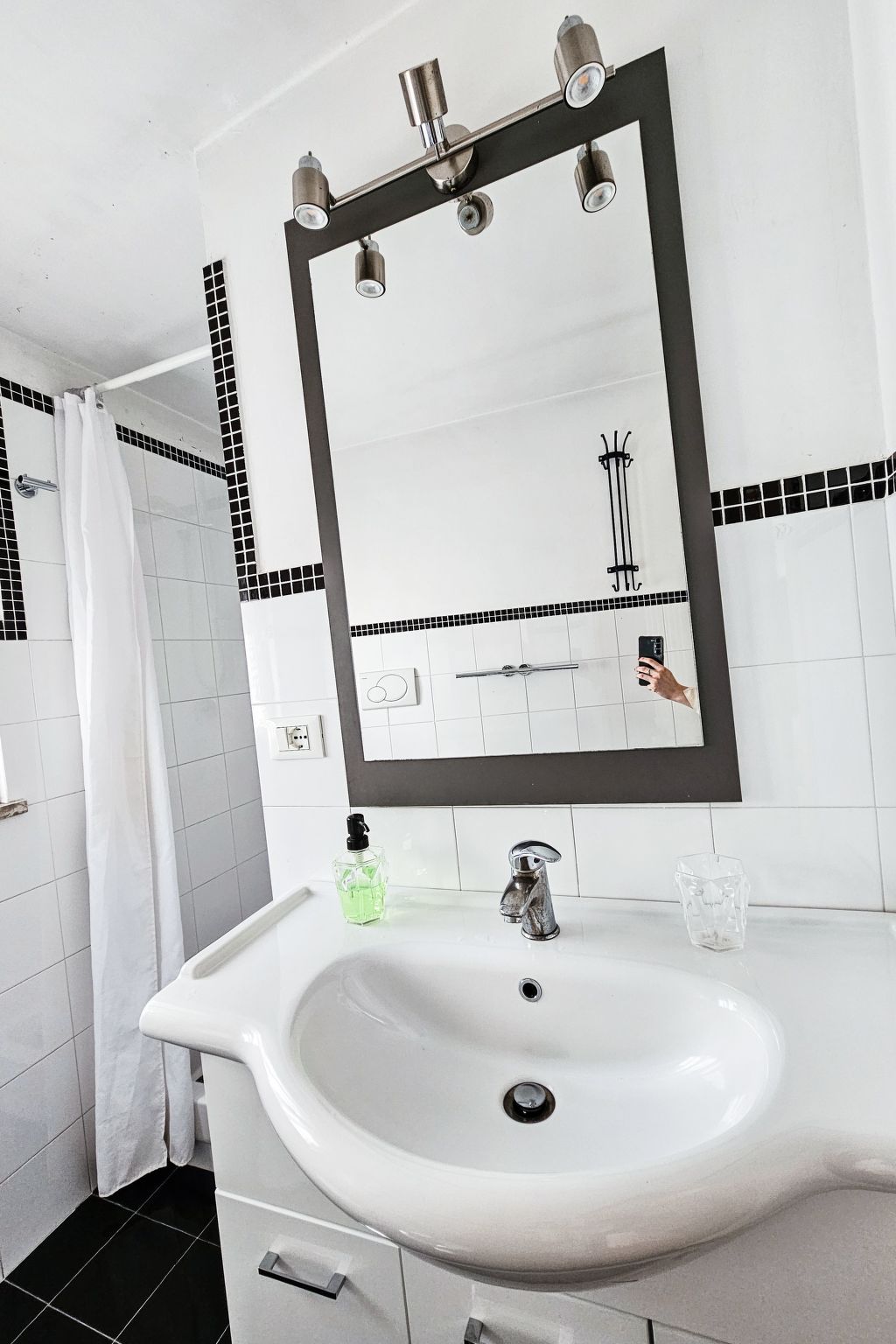 Wohnung Monserrato-Image-tags.info