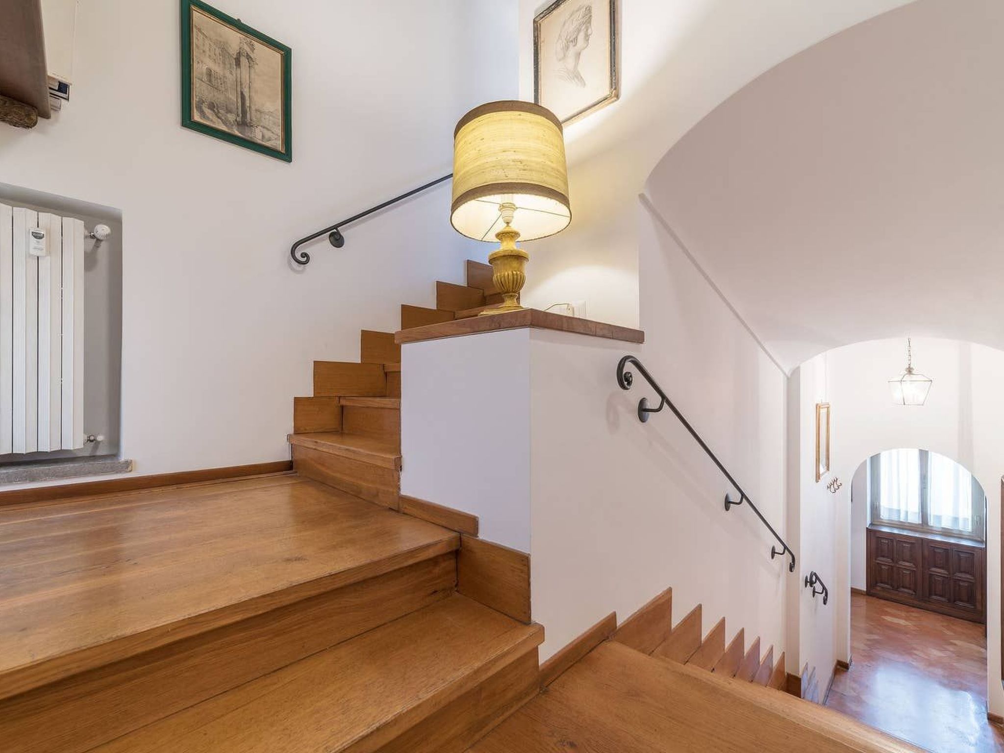 Ruhige Dächer im Herzen von Rom-Binnen