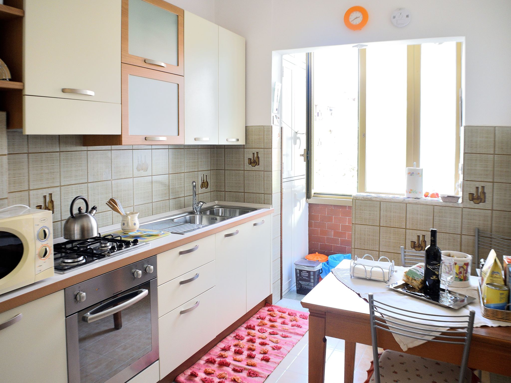 Wohnung "Donna Lavinia" mit Blick aufs Wasser-Inside