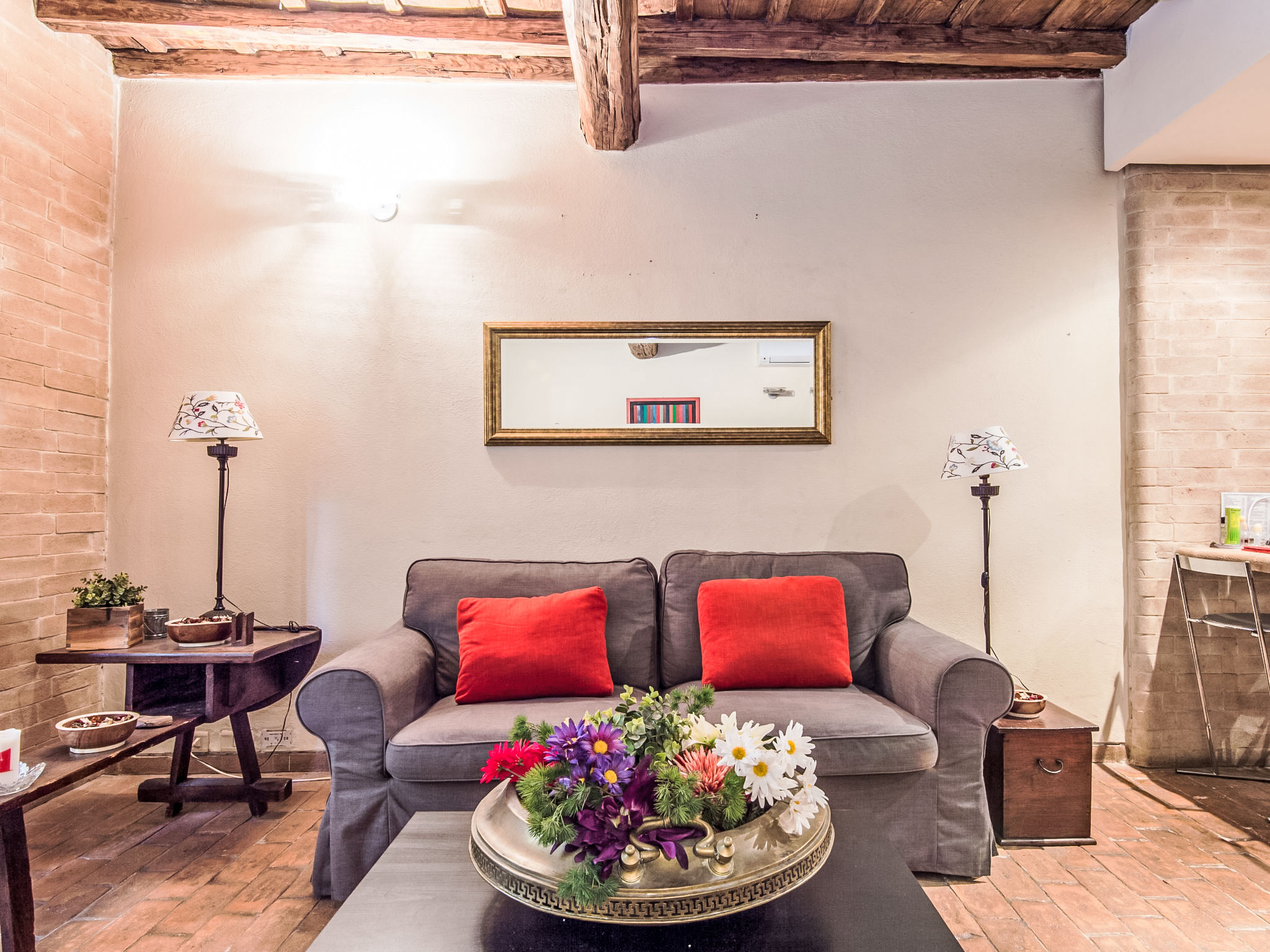 Augustus — Living Room (5 of 27)