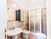 Ruim appartement voor 7 personen in Prati, vlakbij Vaticaanstad - thumbnail 5