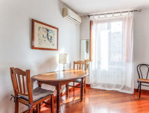 Sfeervol appartement voor 3 personen in het hart van Rome, vlakbij het Colosseum - thumbnail 3