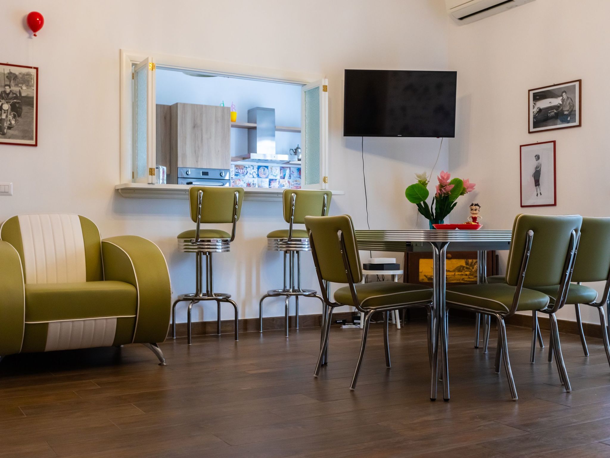 Wohnung mit großer Terrasse-Binnen