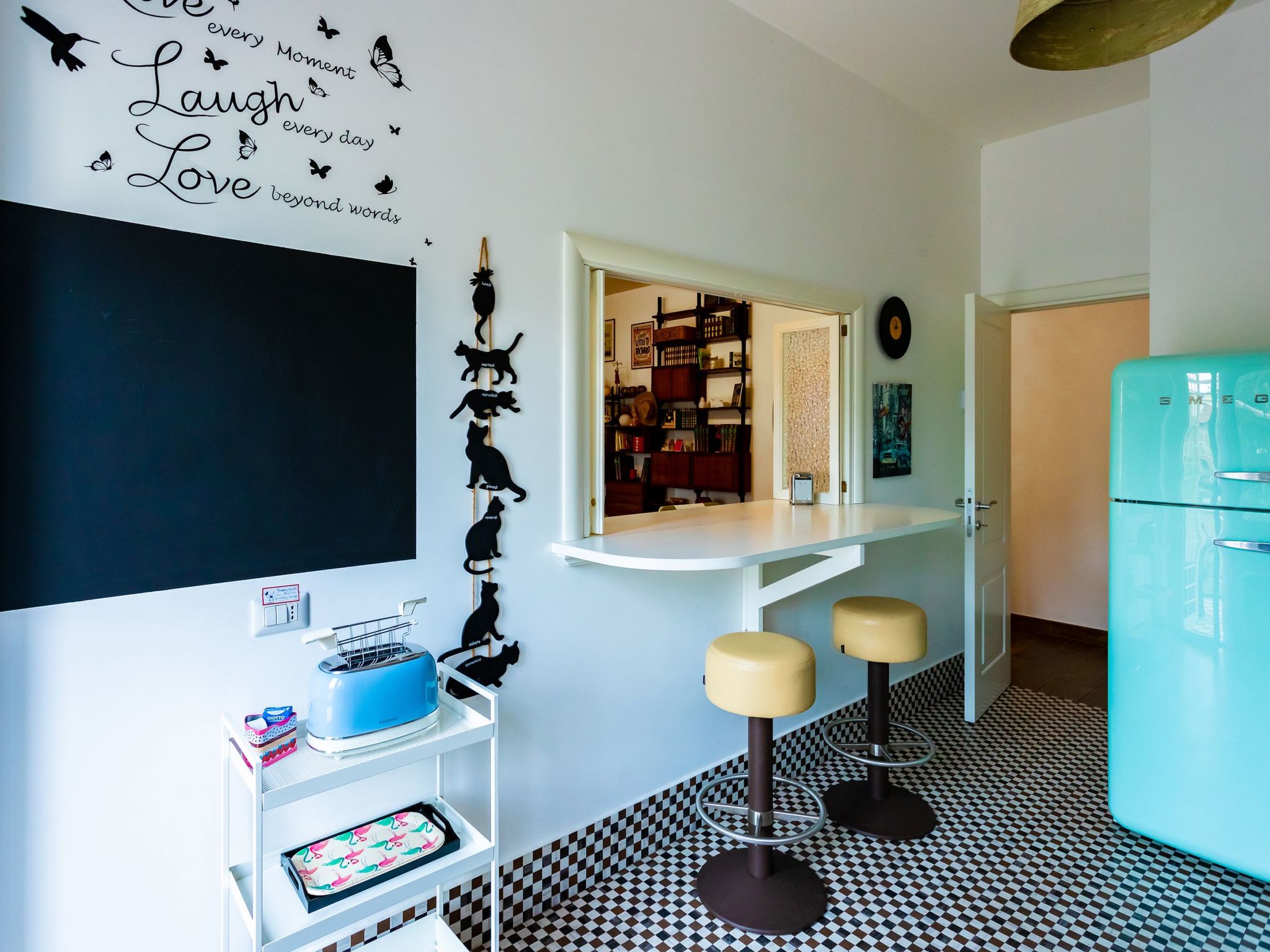 Wohnung mit großer Terrasse-Image-tags.info