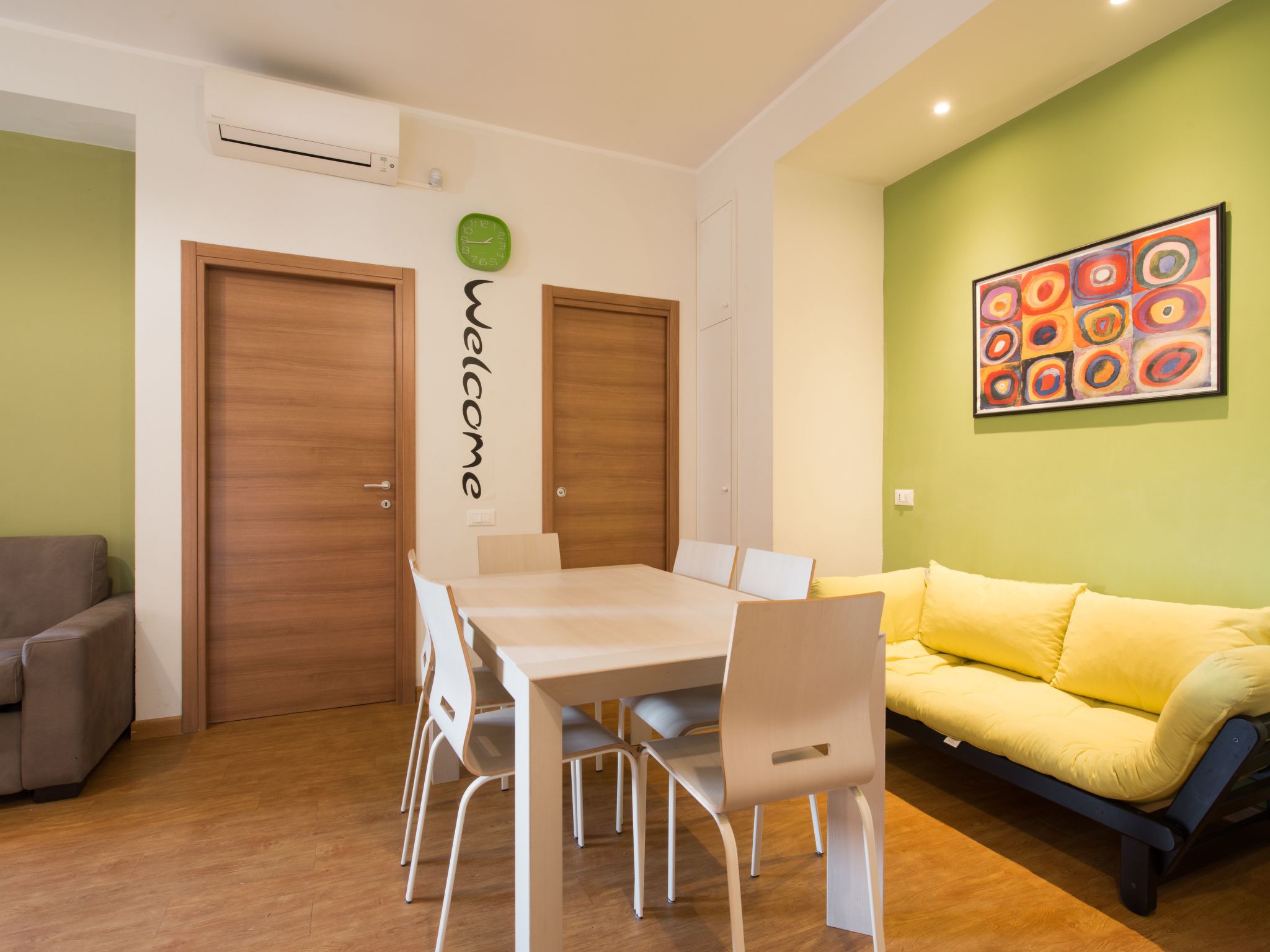 Mit Waschmaschine-Drinnen